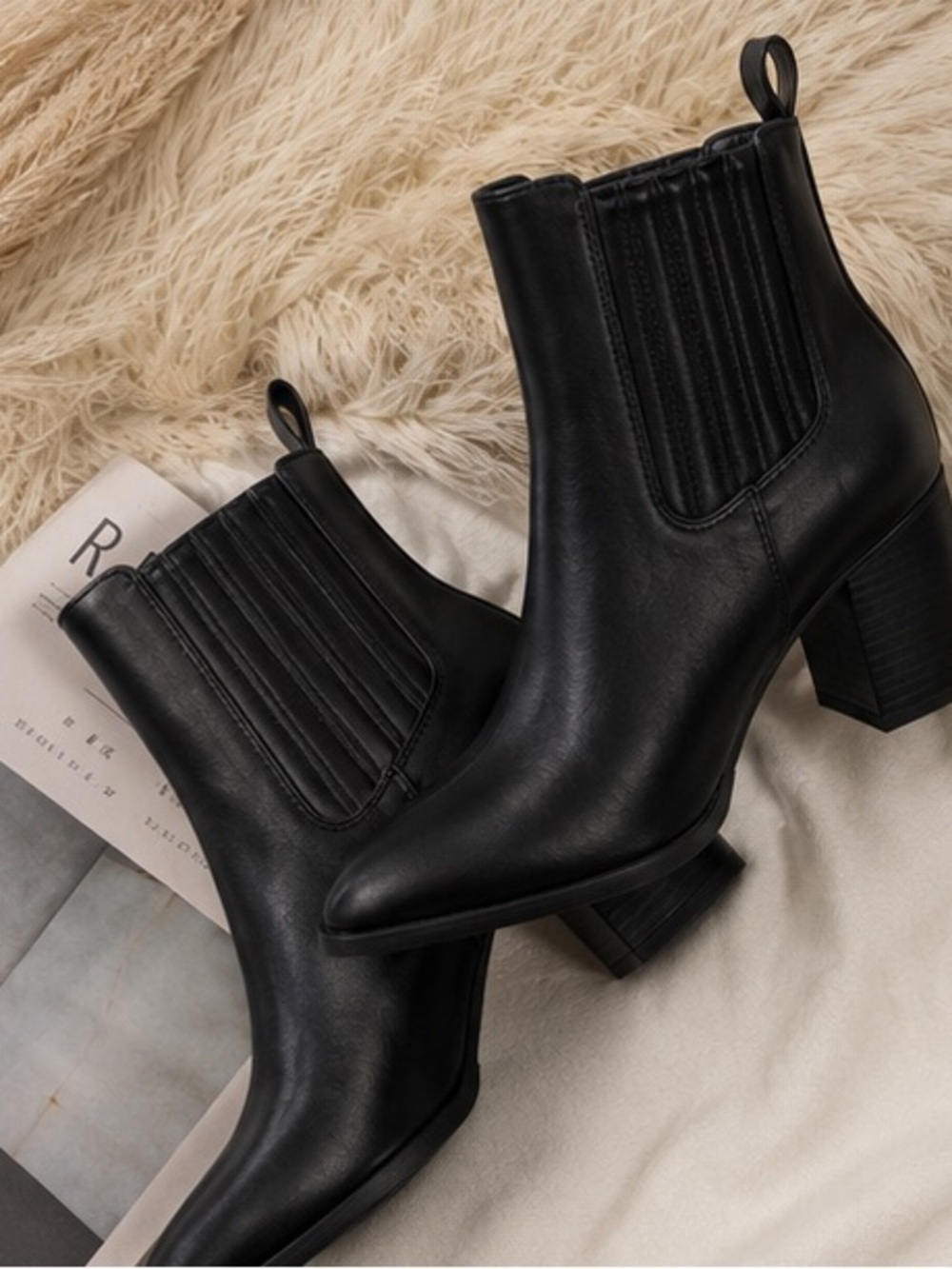 Black Chelsea Western Ankle Boots 🖤 Chunky Heel Staple
